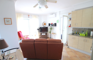 49171_stunning_2_bed_corner_apartment_with_a_mountain_backdrop_131025135844_img_8678