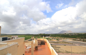 49171_stunning_2_bed_corner_apartment_with_a_mountain_backdrop_131025135847_img_8718