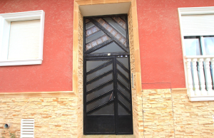 49171_stunning_2_bed_corner_apartment_with_a_mountain_backdrop_131025135848_img_8643