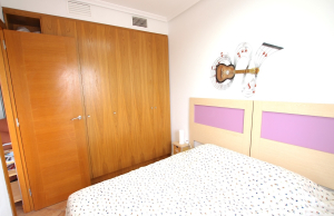 49171_stunning_2_bed_corner_apartment_with_a_mountain_backdrop_131025135848_img_8707