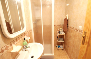 49183_spacious_2_bedroom_2_bathroom_apartment_with_secure_parking_201025154004_img_9195