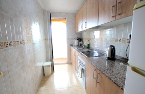 49183_spacious_2_bedroom_2_bathroom_apartment_with_secure_parking_201025154008_img_9179