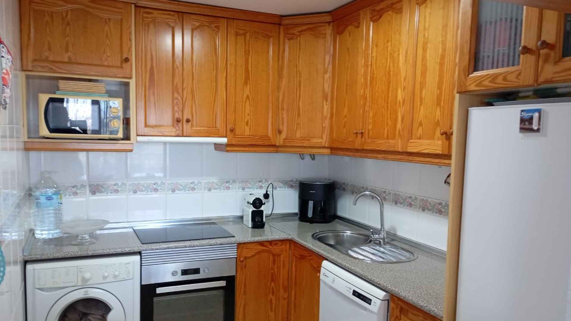 dbc18725-e47a-4b2b-b38f-9de0e3f117c6