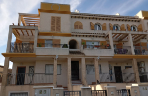 200-4443, Two Bedroom Duplex Apartment In Daya Vieja.
