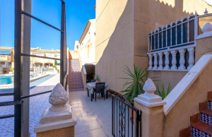 resale-upper-floor-torrevieja-pueblo-centro_165419_xl