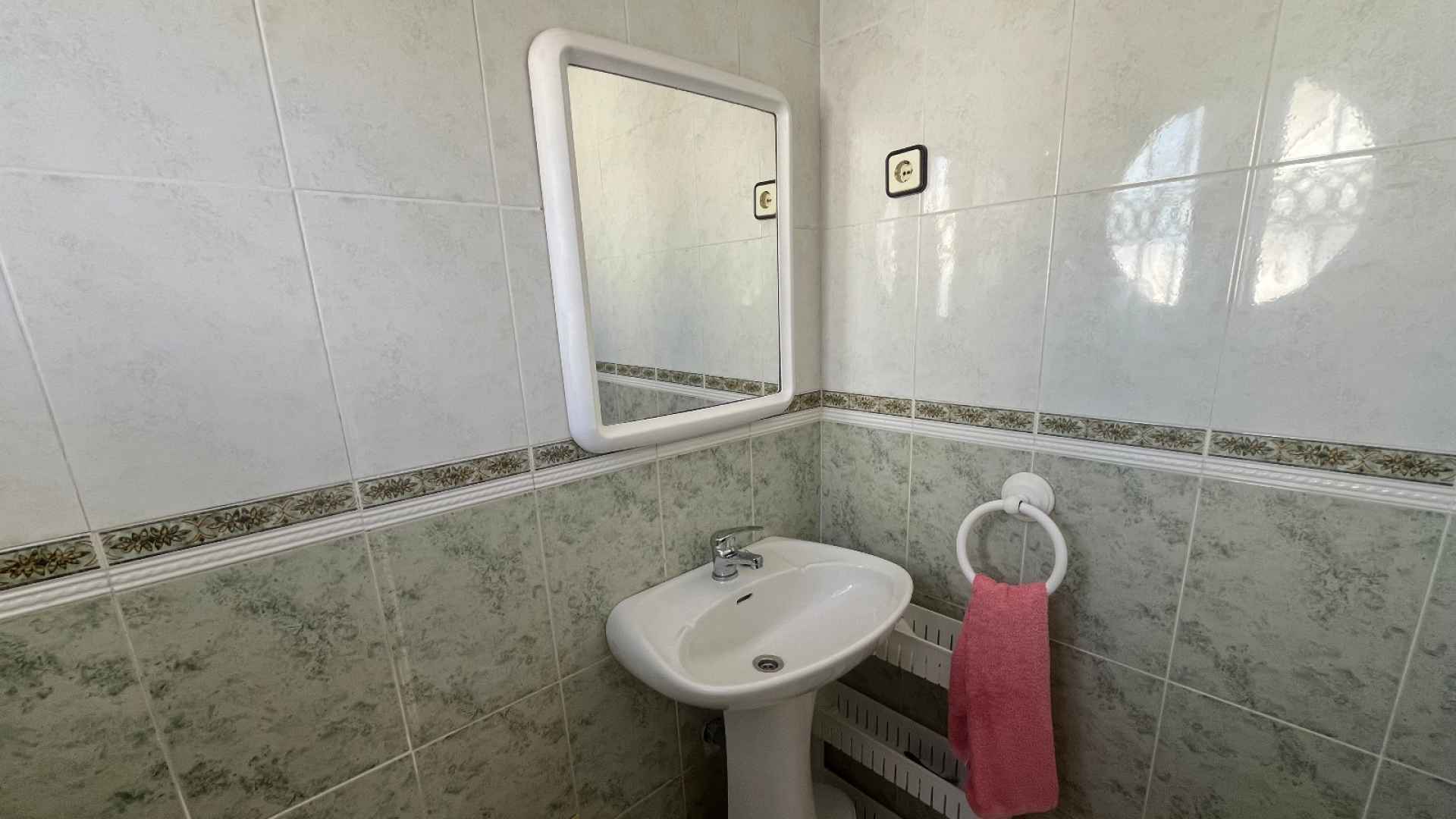 o_1jacdaslp11l05op1dh4107nhq34b