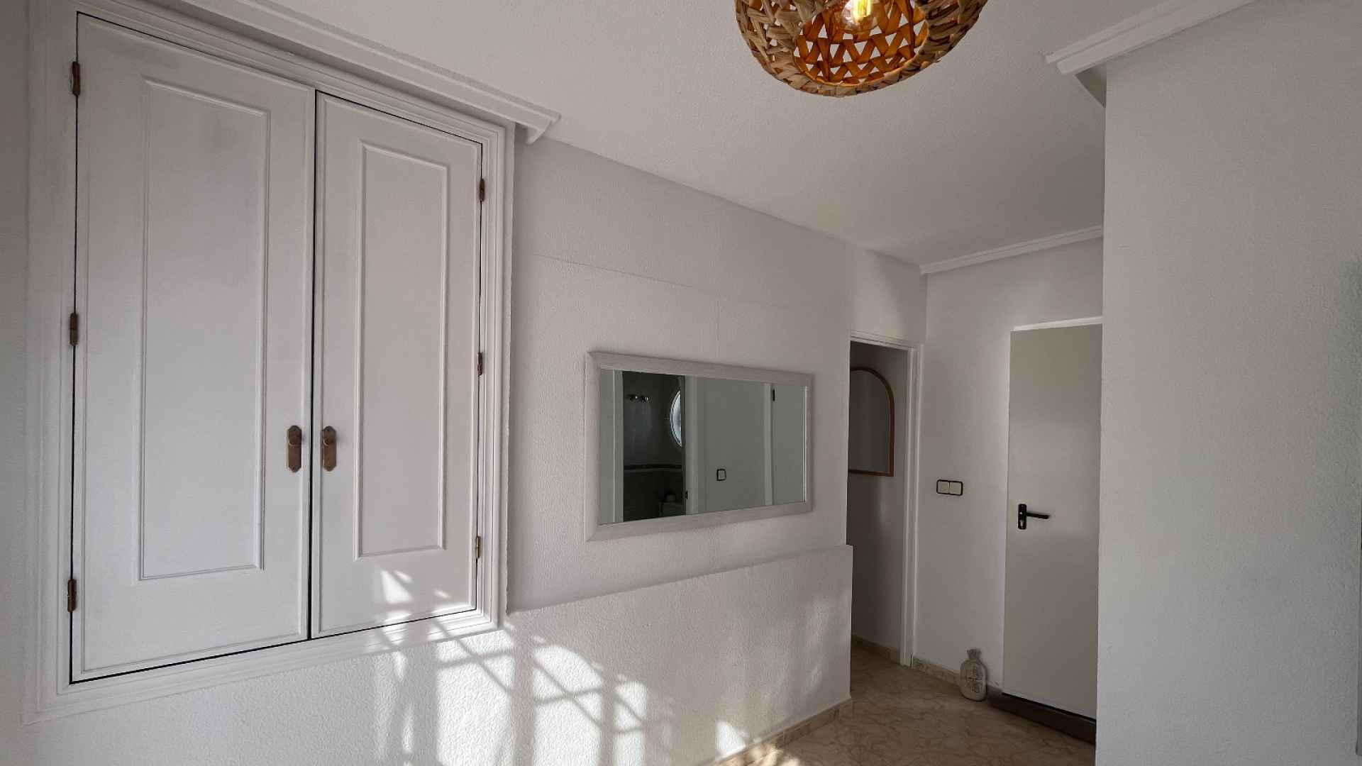 o_1jacdaslpreo16601mbqdbt1ch248