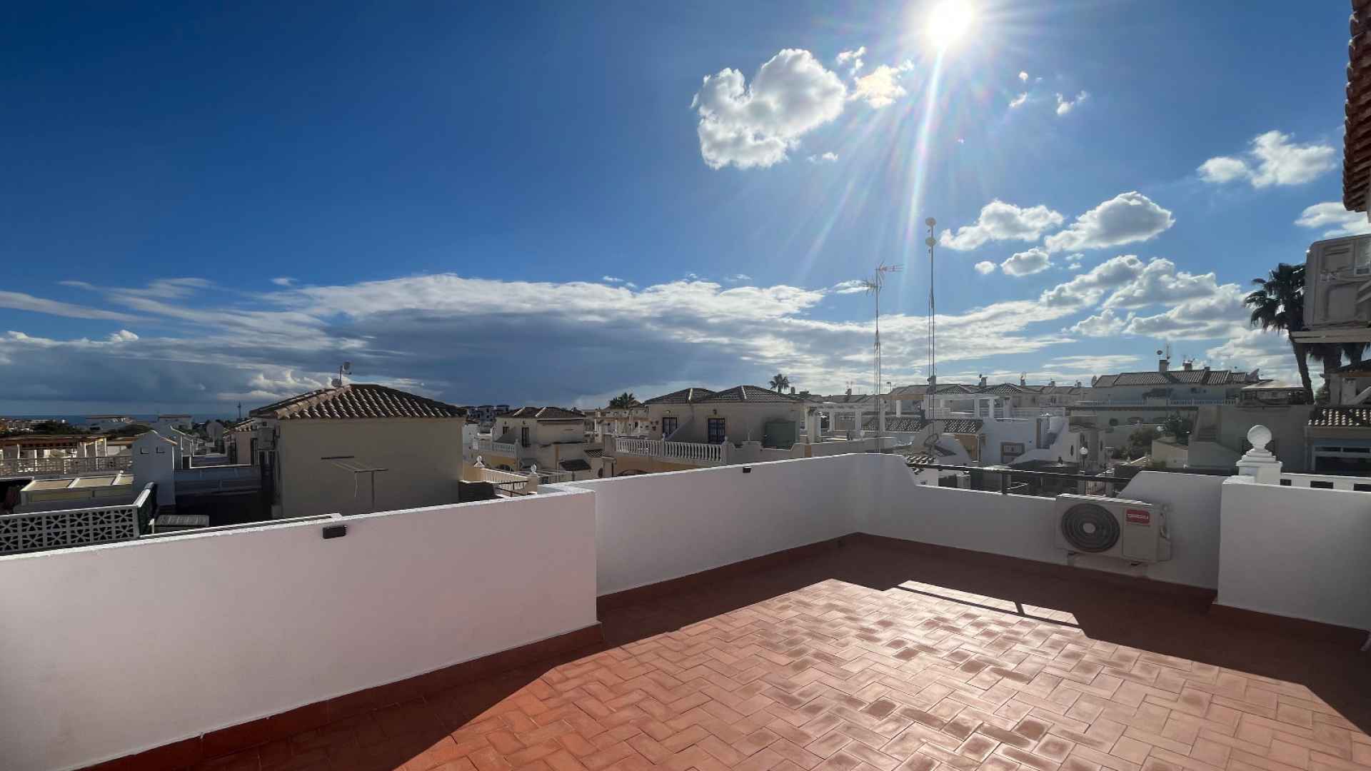 o_1jacdaslpsg61pp69fb7t0spg4i