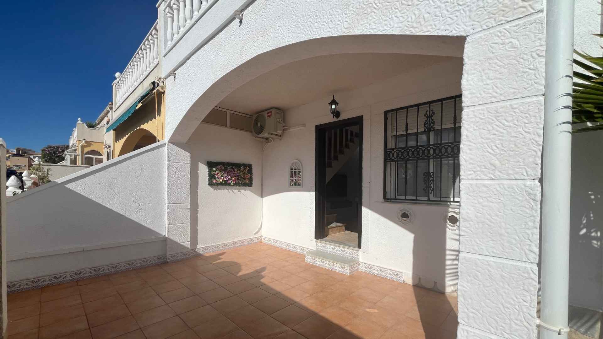 o_1jacdaslptvq11j6188btfl1bqv4n