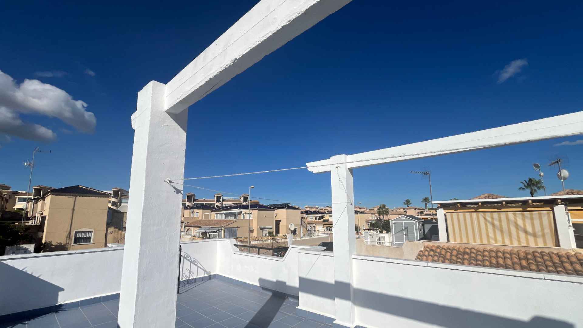 o_1jaccsur6a3k1qecapo16t3ud748