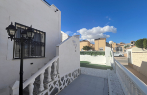 o_1jaccsur61rof6t0128e1bjj2gb4g