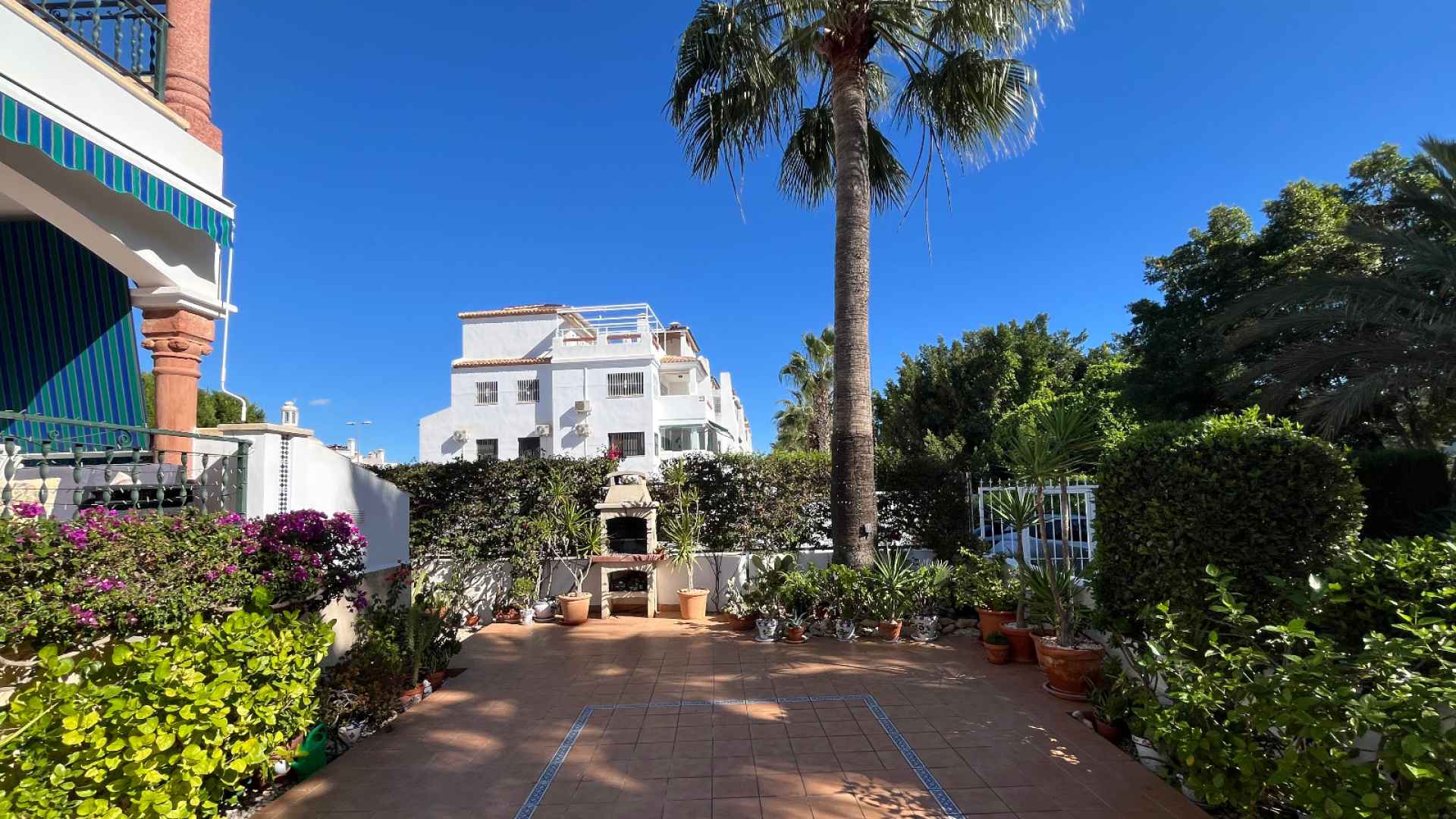 d6915ce84ce12c6915ce84ce16b