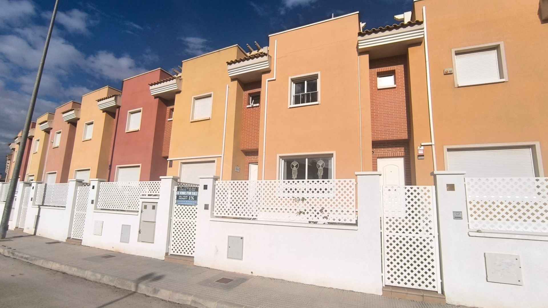 re-sale-townhouse-bigastro_88677_xl