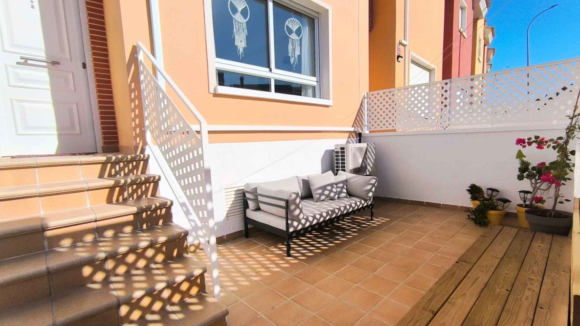 re-sale-townhouse-bigastro_88680_xl