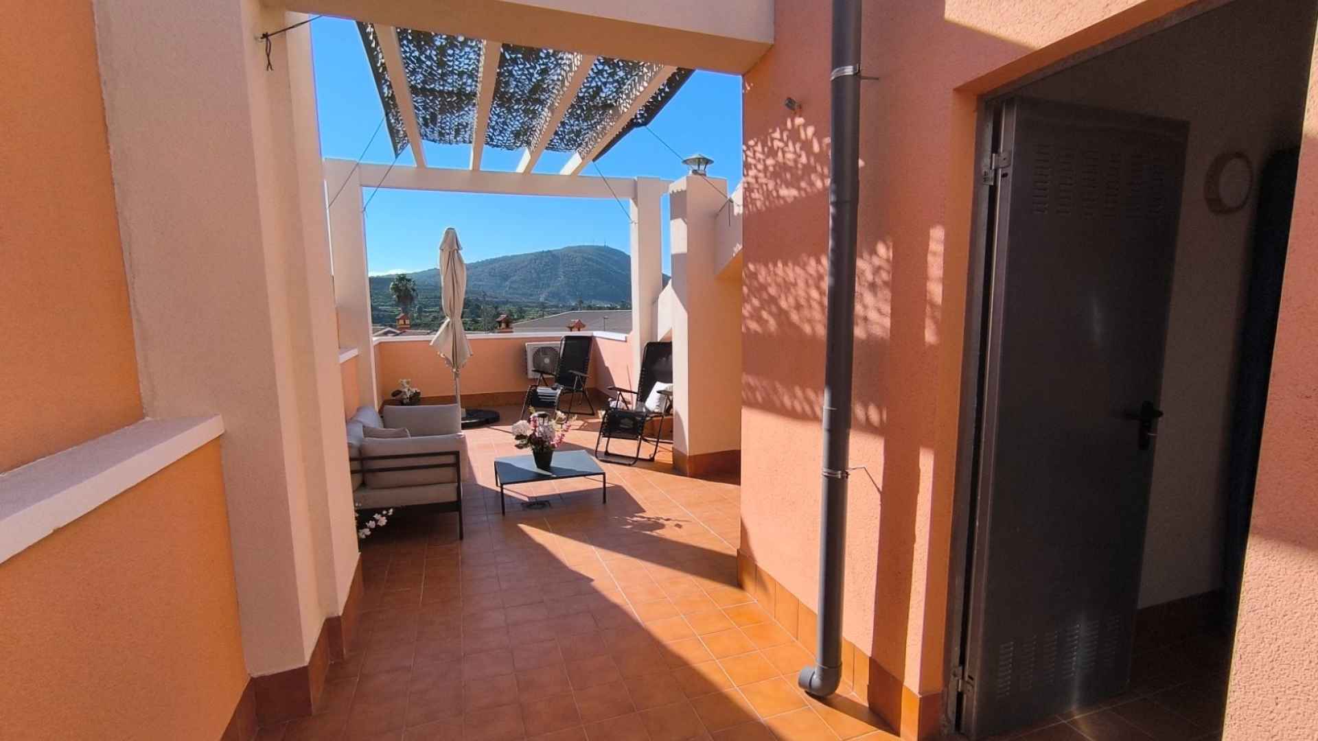 re-sale-townhouse-bigastro_88695_xl