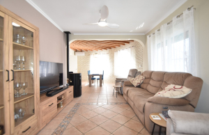 o_1j83hlusrj0sp59hkv1km1r3f83