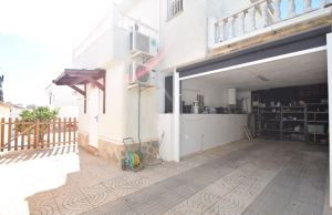 o_1j83hpse515kr475e8fbj19kq9r