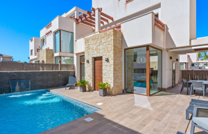 200-4539, Three Bedroom Detached Villa In Pueblo Bravo, Ciudad Quesada.