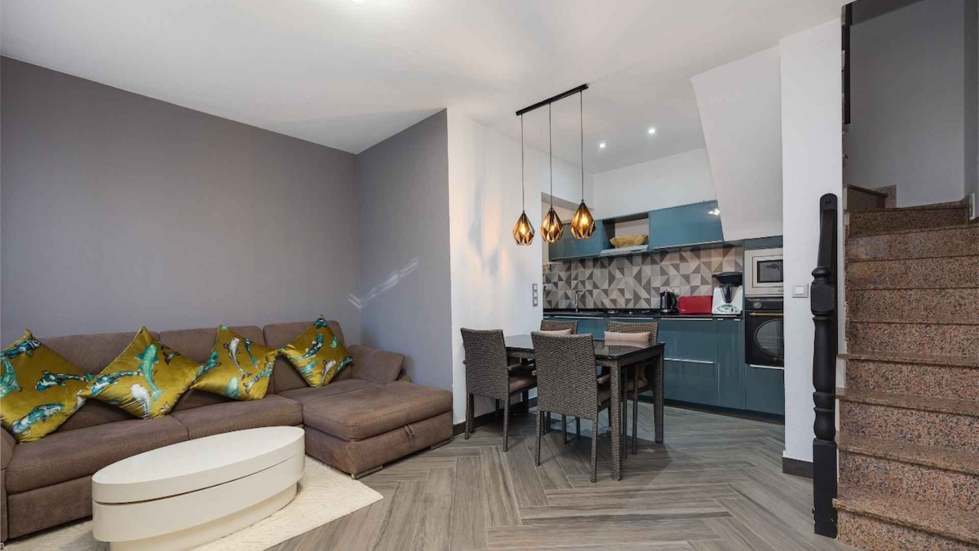 49255_beautiful_two_bedroom_townhouse_with_pool_views_091225103043_photo_2025_12_02_11_40_35