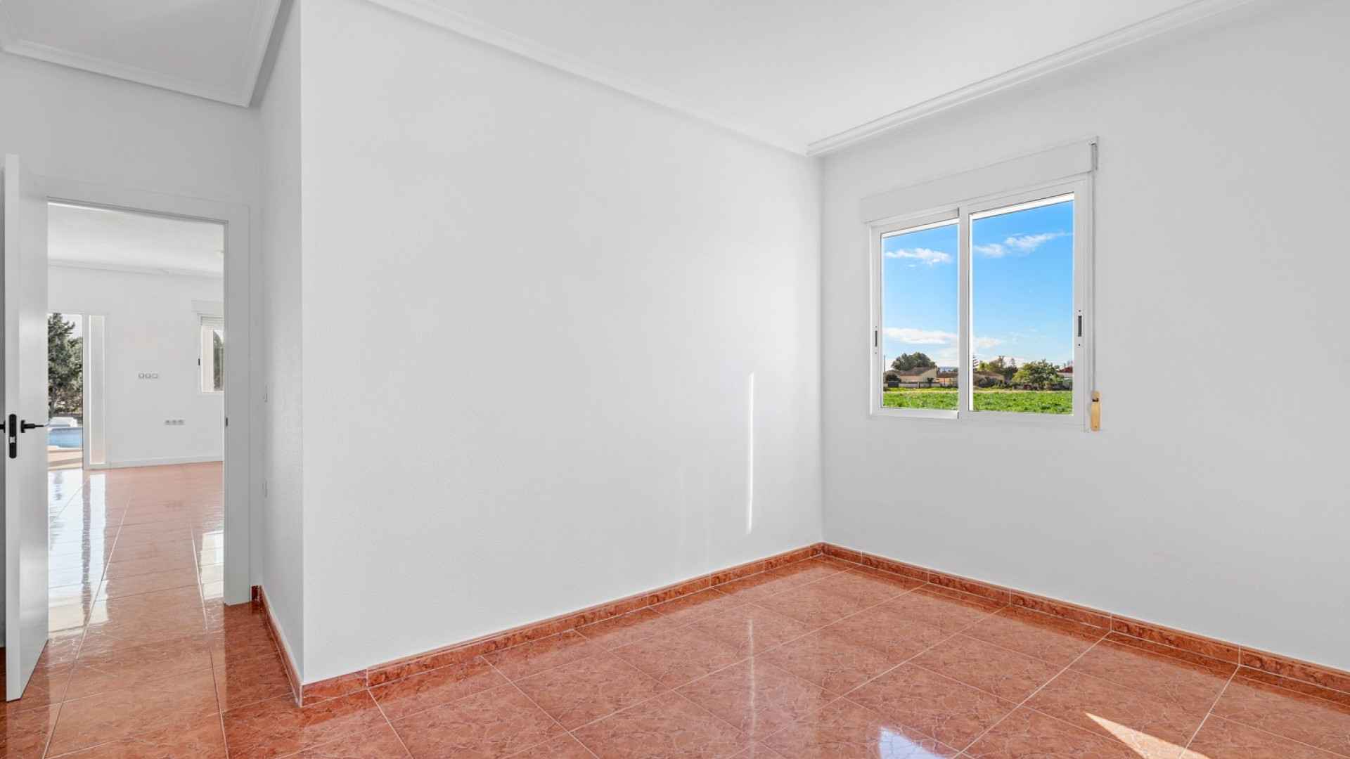 resale-country-property-dolores_327342_xl