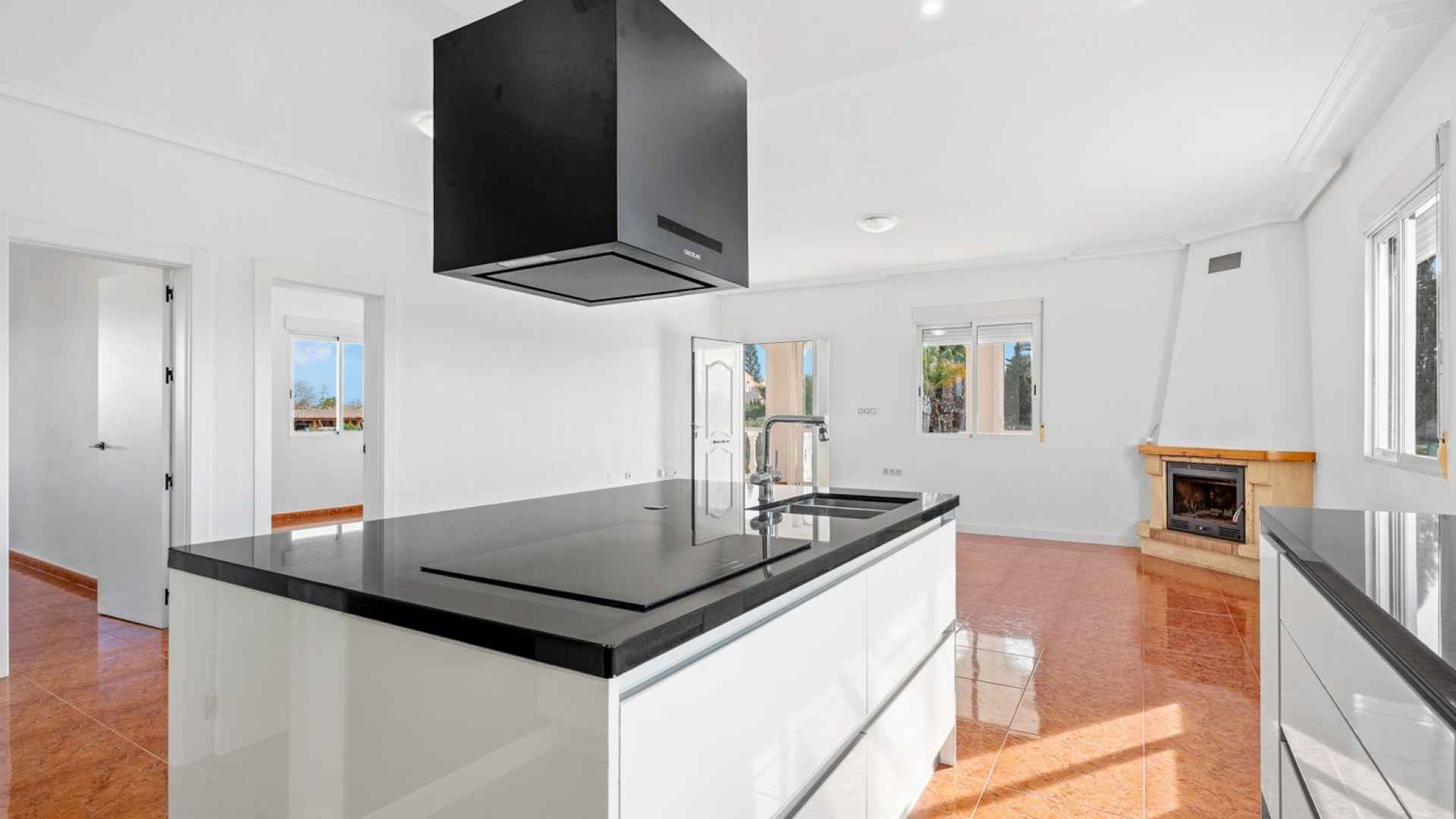 resale-country-property-dolores_327349_xl