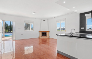 resale-country-property-dolores_327354_xl