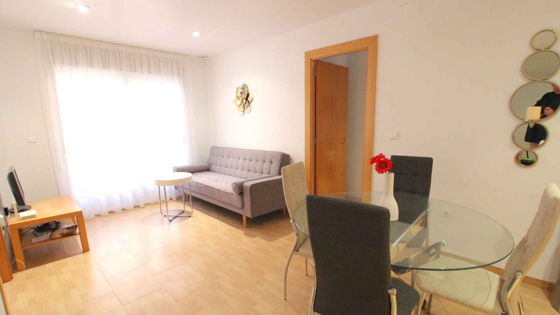 49283_roomy_two_bedroom_apartment_in_los_palacios_190126114200_img_1725
