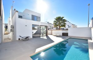 200-4612, Three Bedroom Detached Villa In Benijofar.