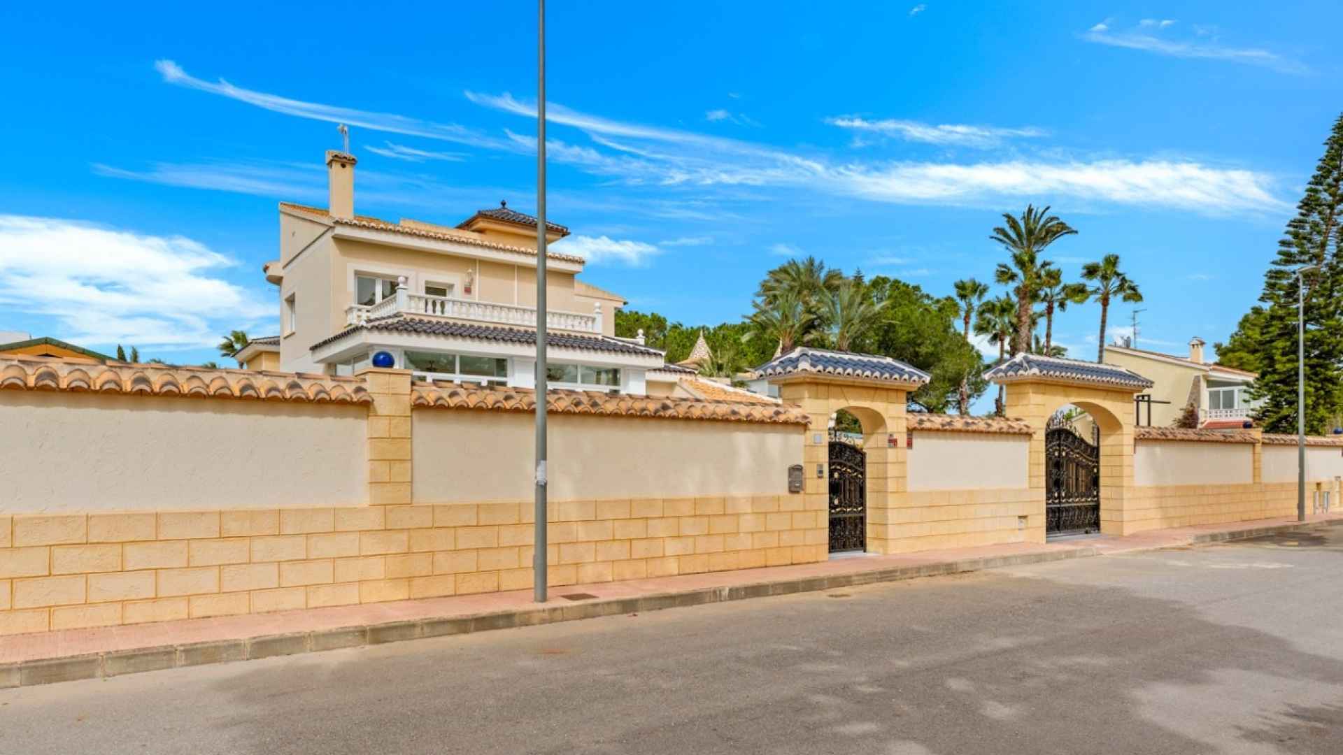 sale-villa-ciudad-quesada-rojales_416788_lg