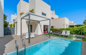 200-4686, Two Bedroom Detached Villa In Pueblo Bravo, Ciudad Quesada.