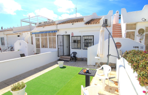49412_delightful_two_bedroom_bungalow_boasting_salt_lake_and_sea_views_090326133532_img_3362