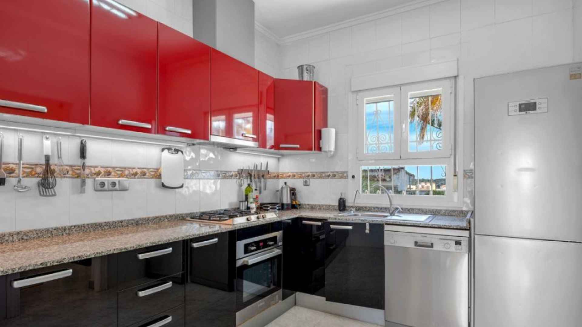 frontpic32-lm002-1024x768