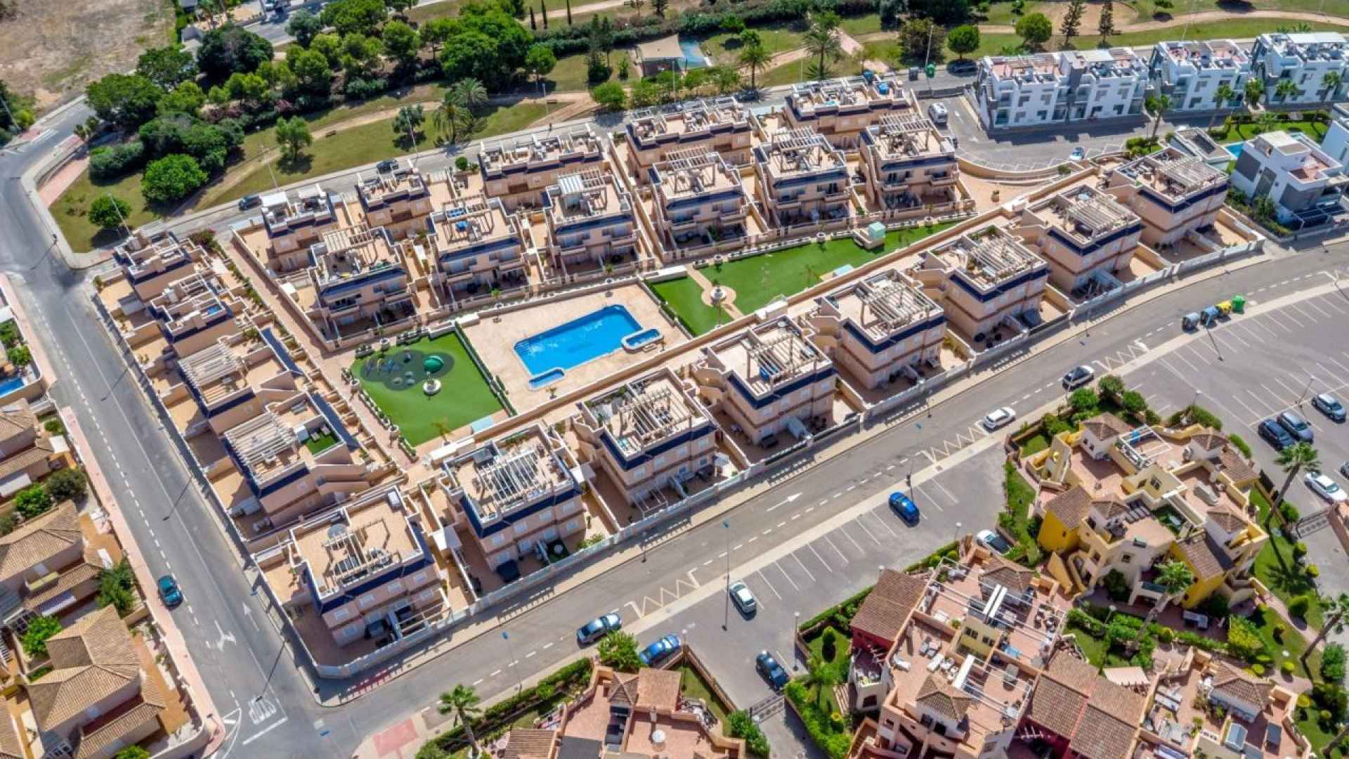 resale-townhouse-torrevieja-punta-prima_172803_xl
