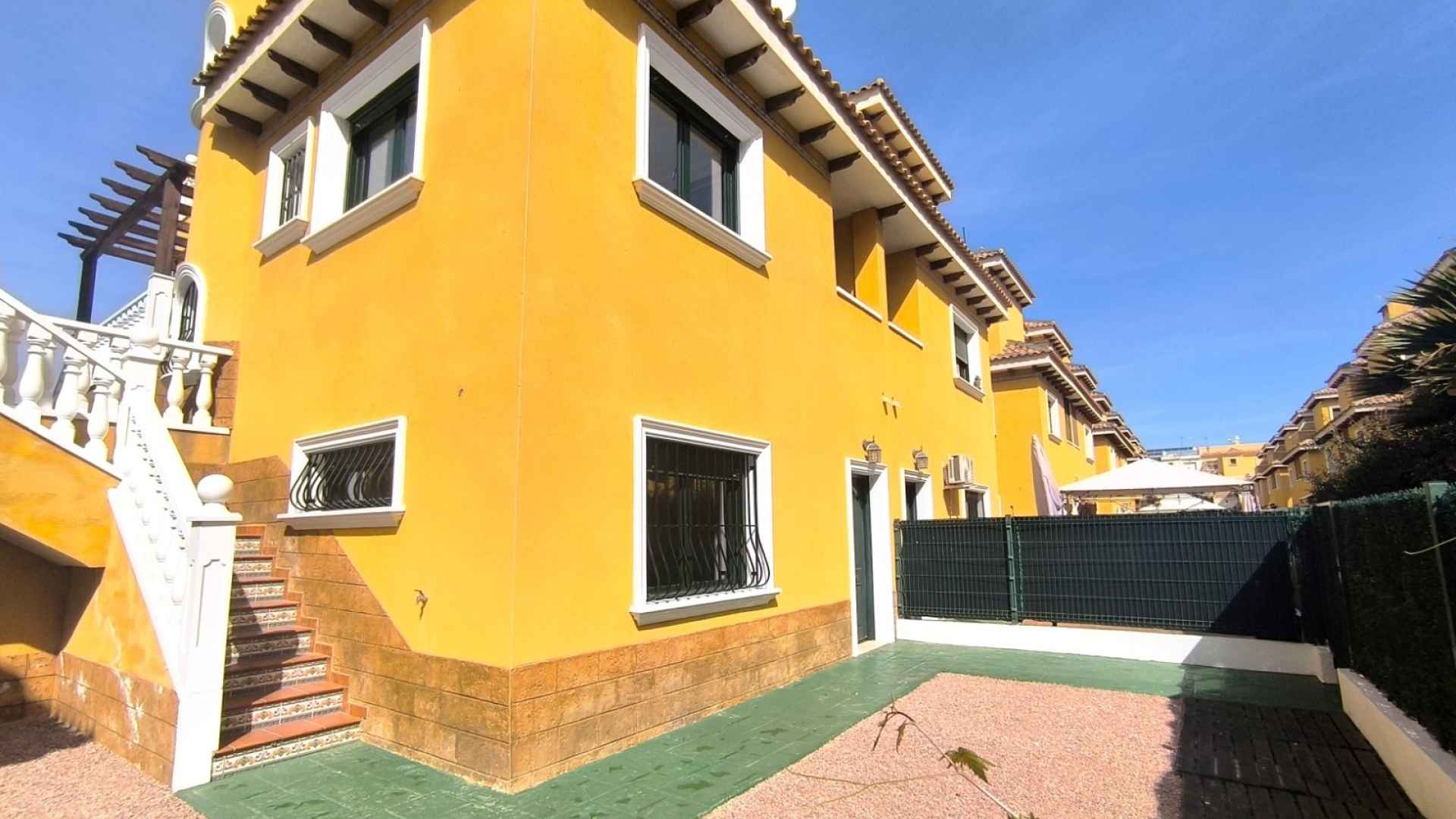 re-sale-semi-detached-villa-ciudad-quesada_106103_xl