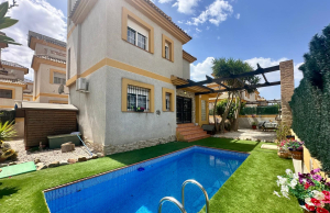 200-4761, Three Bedroom Detached Villa In La Herrada, Los Montesinos.