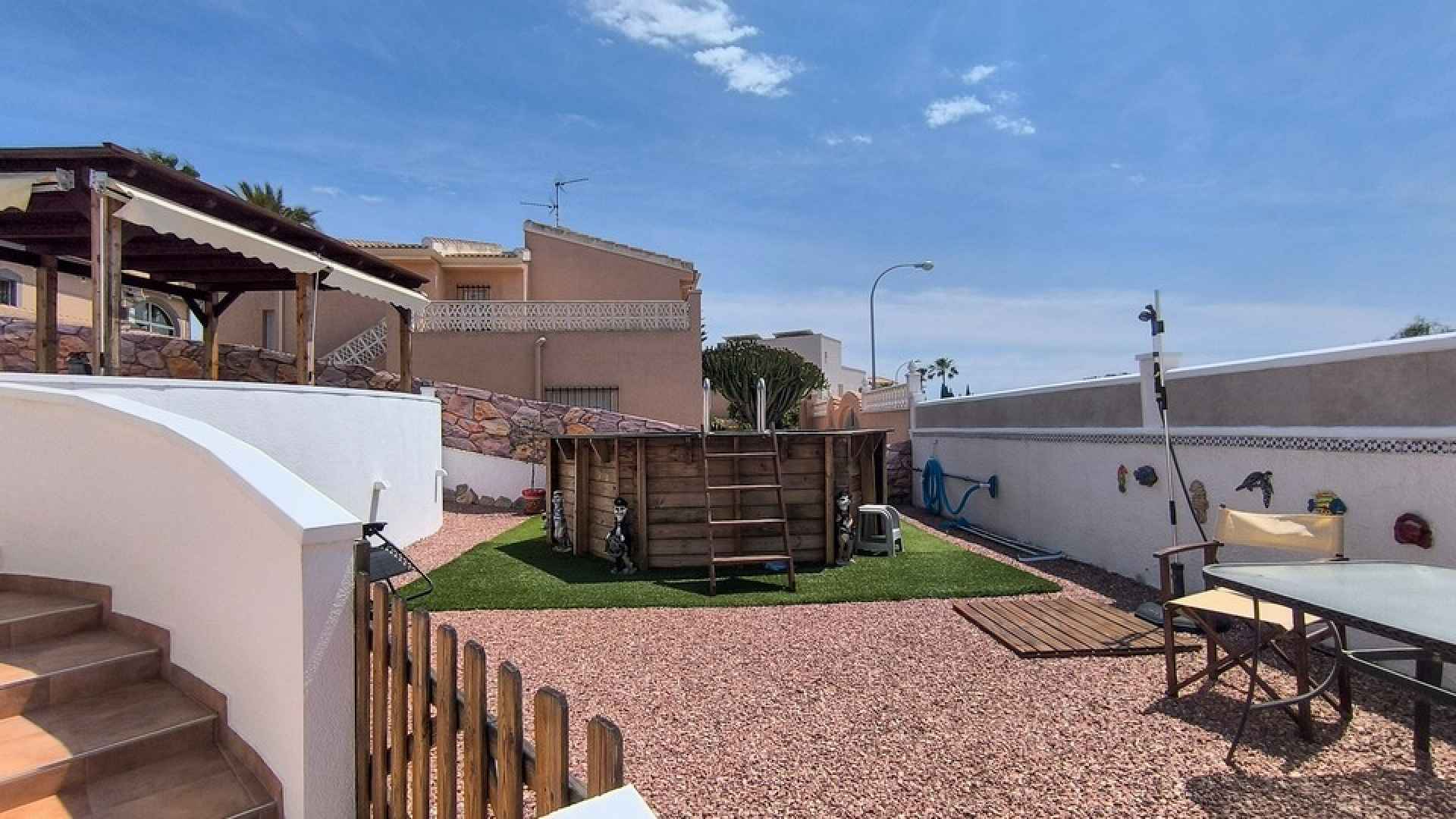 16b