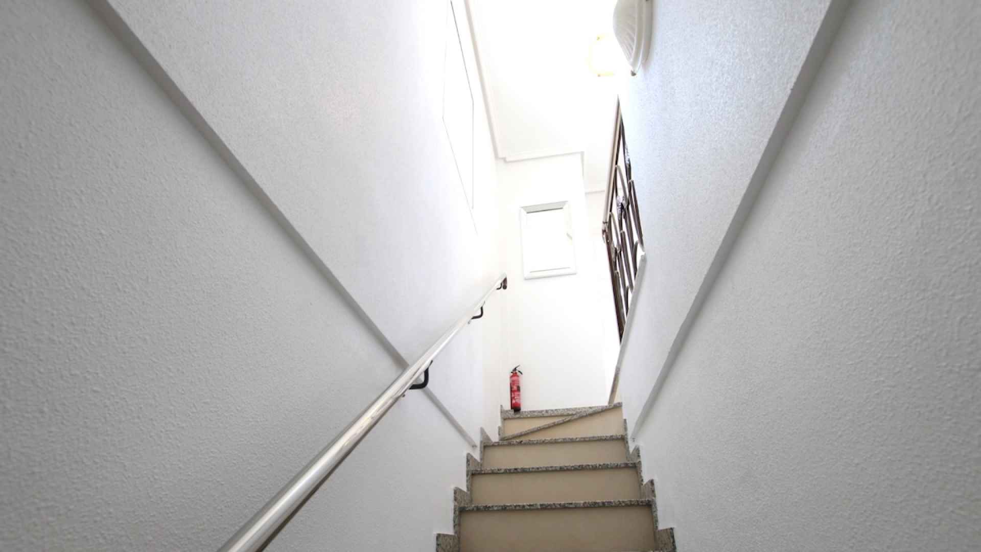 49508_stylish_3_bedroom_end_townhouse_in_a_sought_after_location_270426123922_img_5497