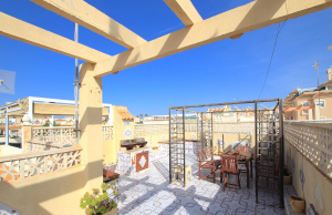 49500_sun_drenched_top_floor_la_florida_apartment_with_sea_views_220426153528_img_5420