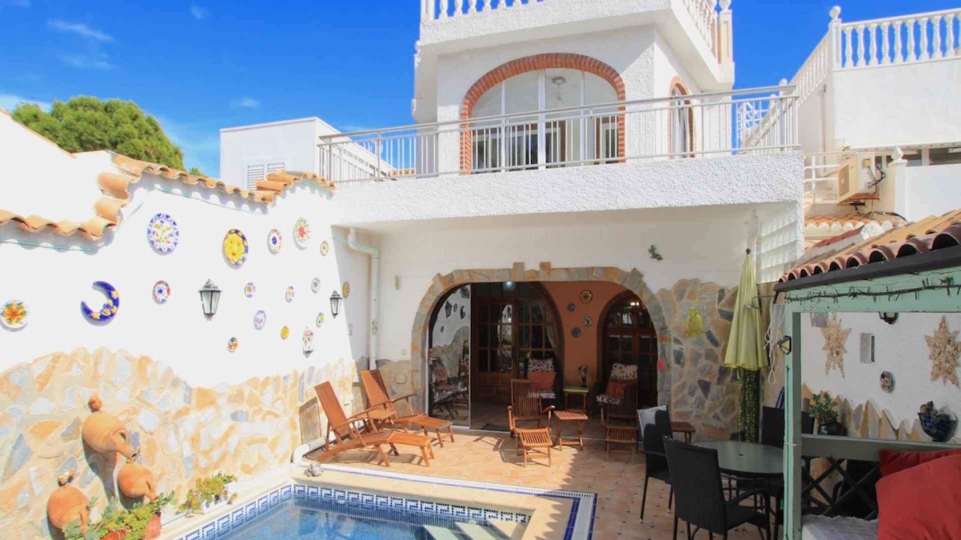 49498_charming_three_bedroom_beachside_villa_with_a_private_pool_220426134357_img_7624