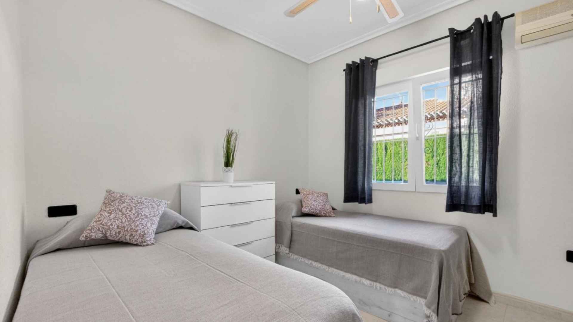 resale-villa-orihuela-playa-flamenca_173887_xl