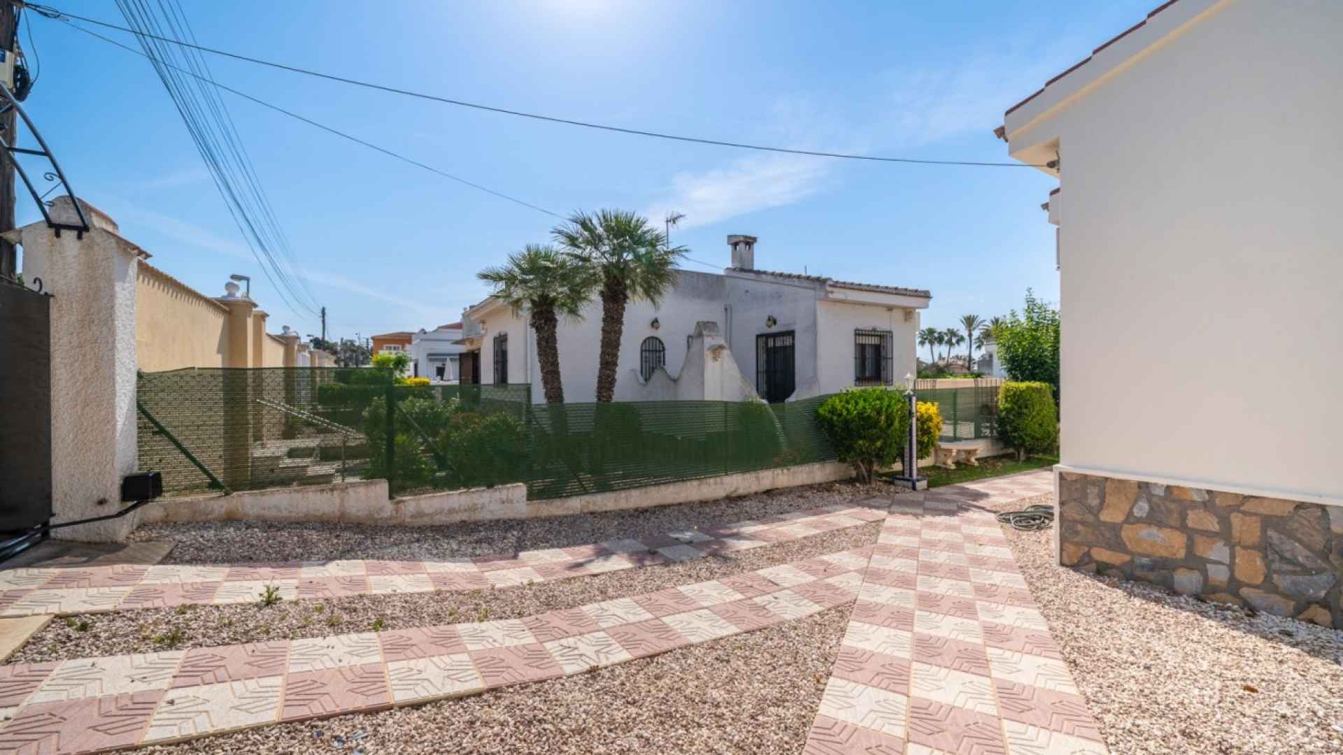sale-villa-ciudad-quesada-rojales_557256_lg