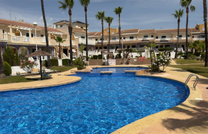 200-4870, Two Bedroom, Top Floor Apartment In Dona Pepa, Ciudad Quesada.