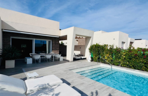 200-4905, Two Bedroom Detached Villa On La Finca Golf Resort, Algorfa.