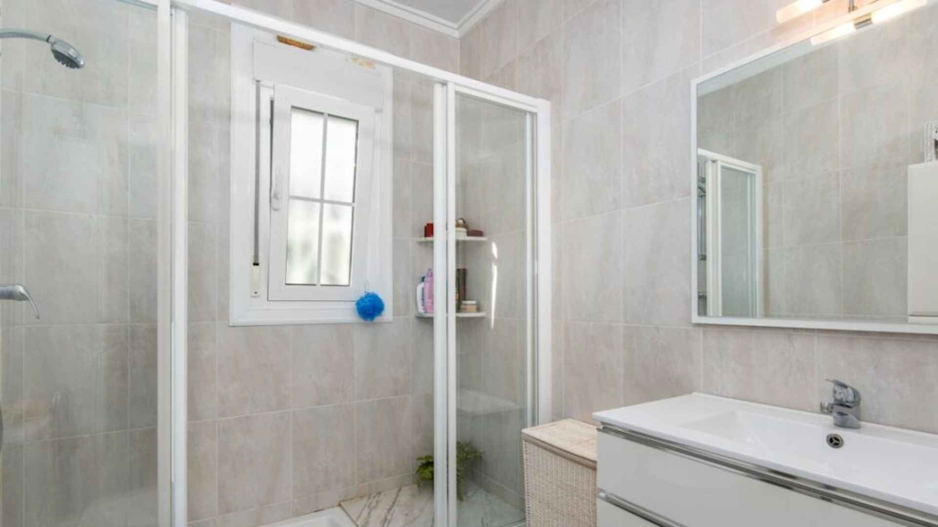 frontpic19-QU897-1024x768