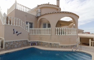 100-2167, Three Bedroom Detached Villa With private Pool In Atalaya, Rojales.