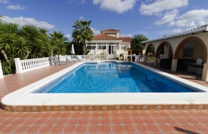 100-2169, Four Bedroom Finca In Daya Vieja, Costa Blanca Soith.