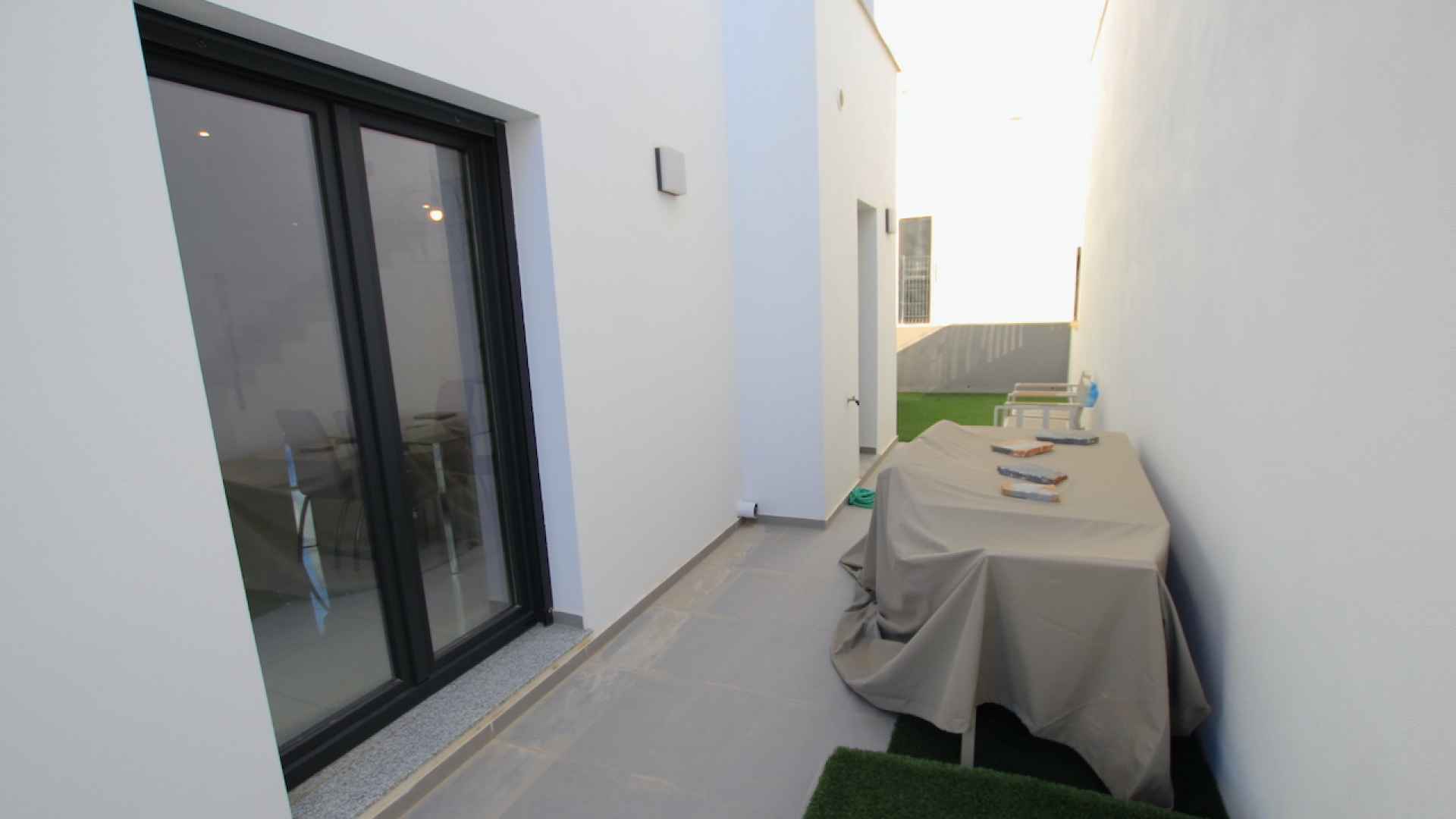 48308_stunning_3_bedroom_villa_in_a_highly_sough_after_location_201223102905_img_5039