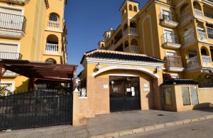 200-3173, Two Bedroom, First Floor Apartment In Algorfa.