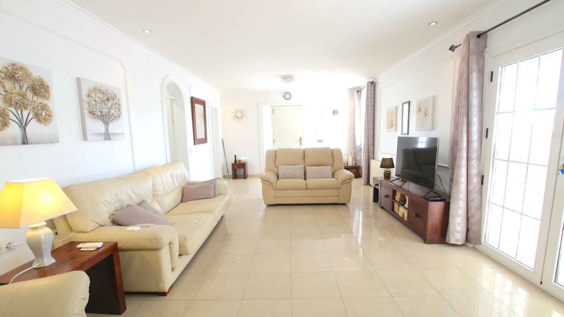 48358_expansive_4_bed_detached_villa_with_private_pool_and_garage_220224130512_img_7483