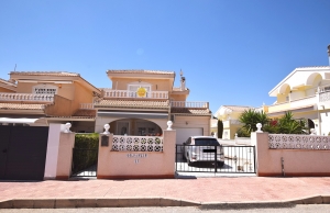 200-3235, Three Bedroom Semi-Detached Villa In Monte Azul, Benijofar.